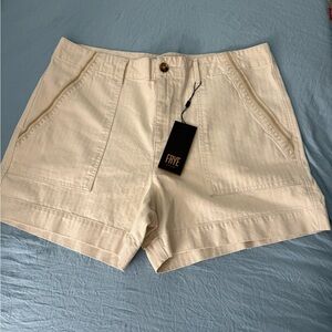 NWT Frye Shorts Size 30